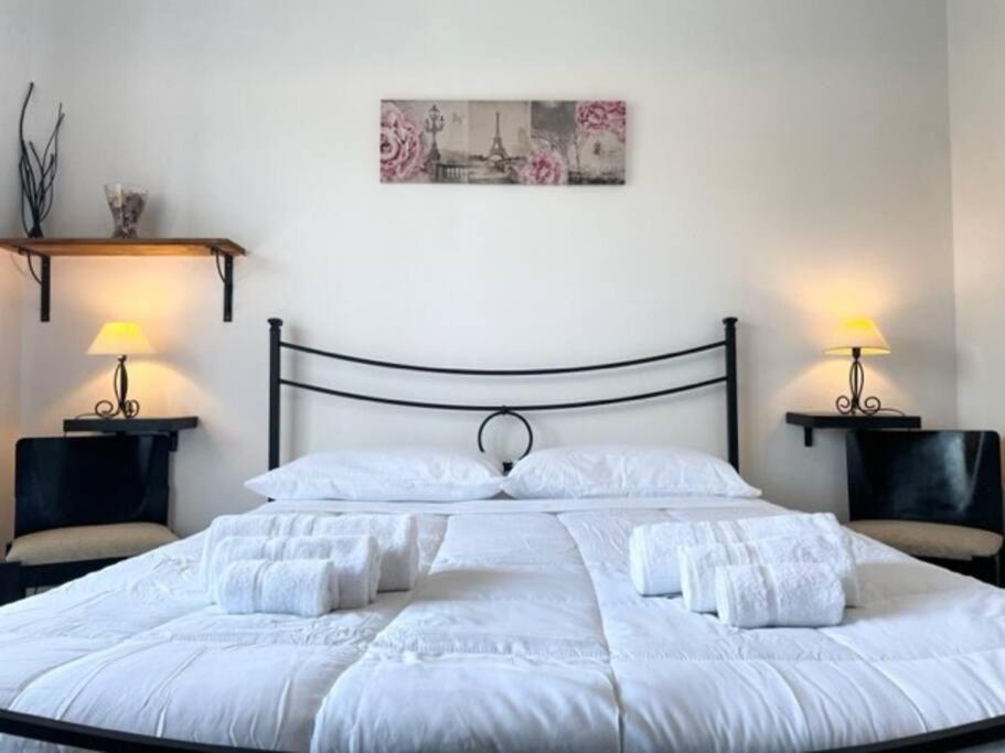 Vakantiehuis 2 Parcheggio Privato - Wifi- Giardino