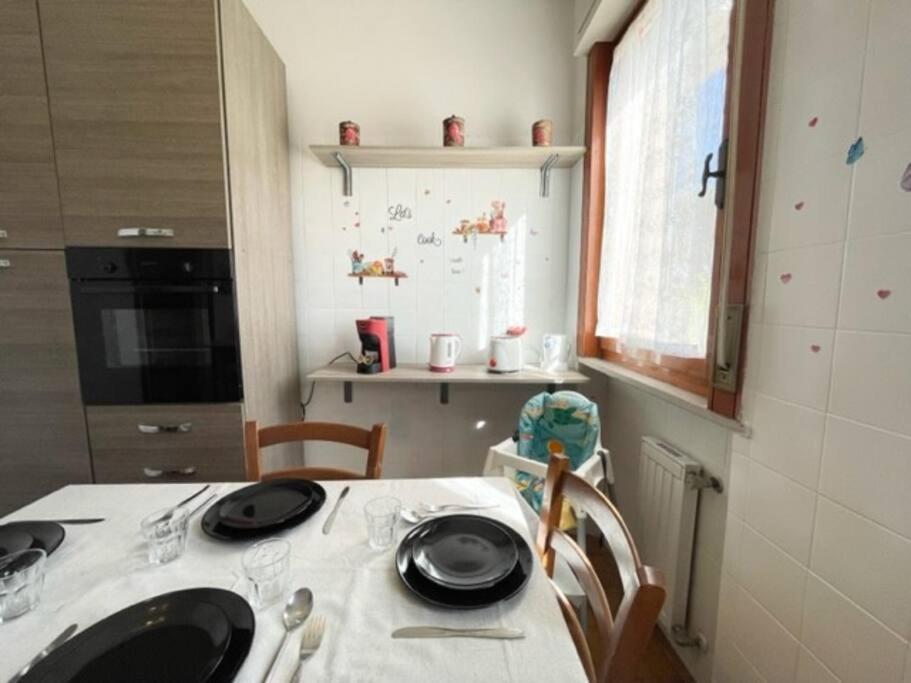 2 Parcheggio Privato - Wifi- Giardino Vakantiehuis