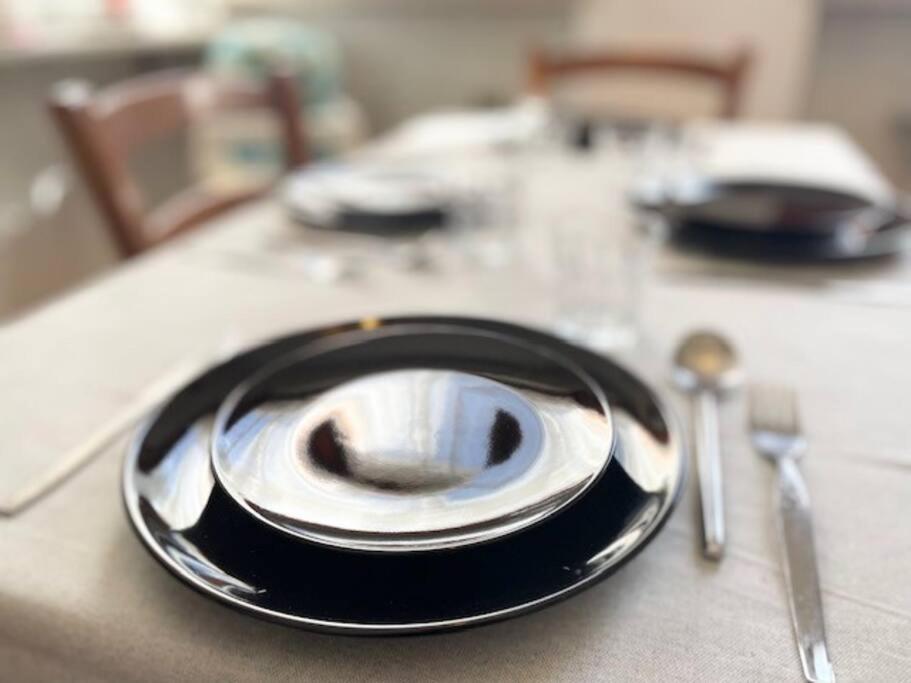 2 Parcheggio Privato - Wifi- Giardino Vakantiehuis *